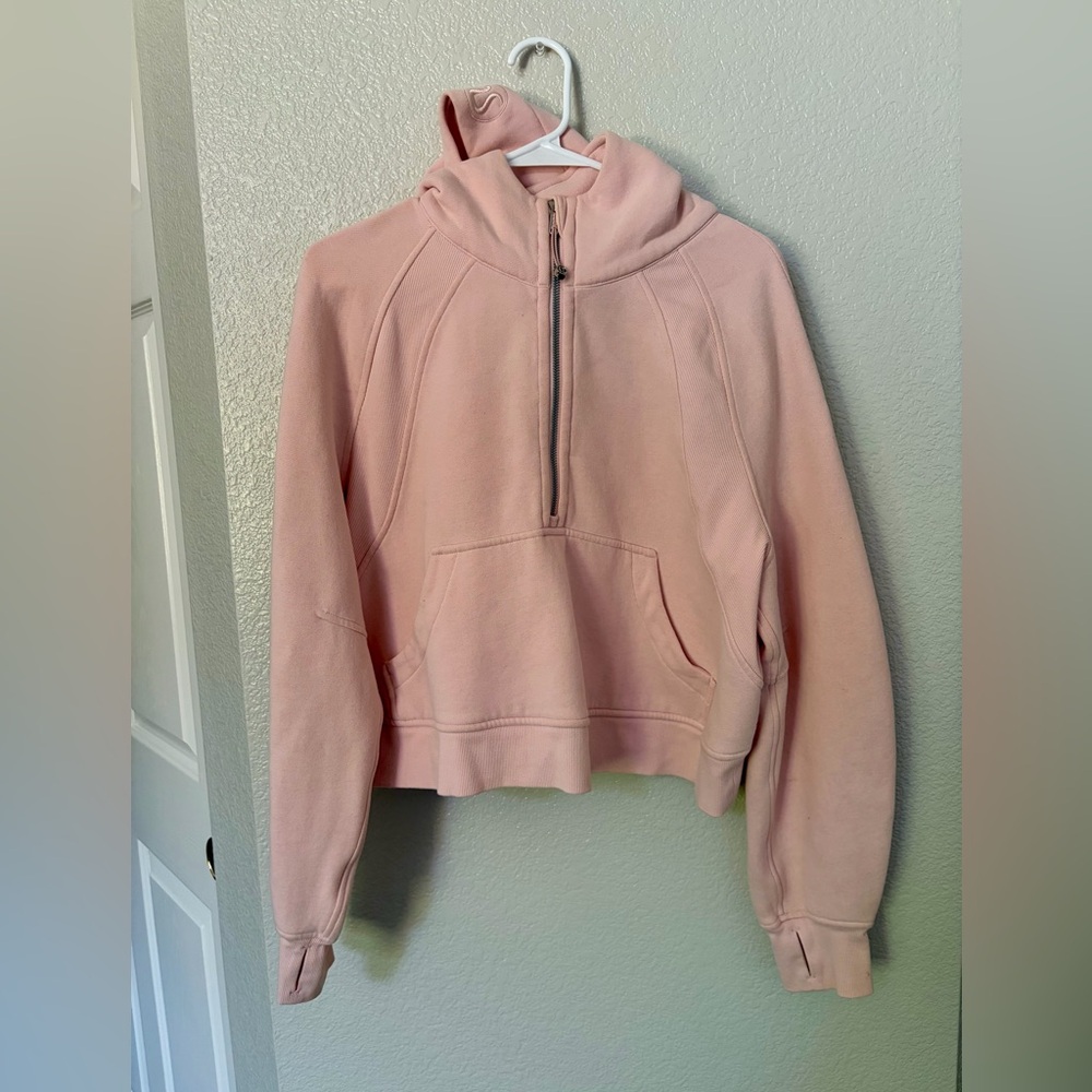 Lululemon Scuba Oversized 1/2 Zip Hoodie
Pink Mist
